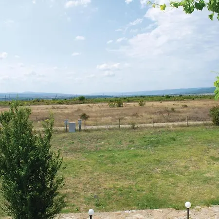 Three-bedroom Holiday In Kosharica * Kosharitsa
