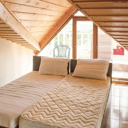 Three-bedroom Holiday In Kosharica Dom wakacyjny Koszarica
